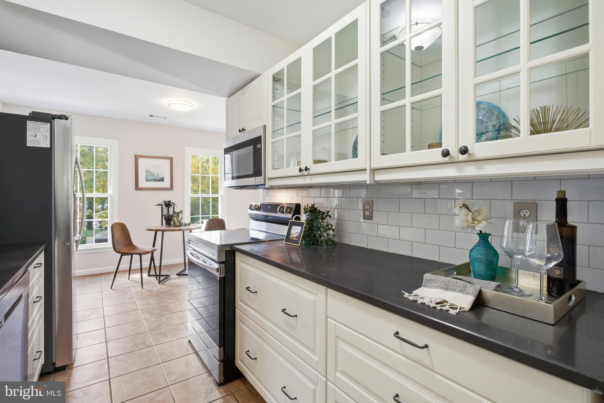 KEENE MILL WOODS - Residential