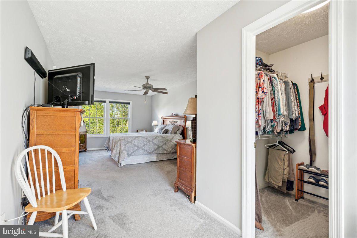 GOLF VIEW - Residential Lease