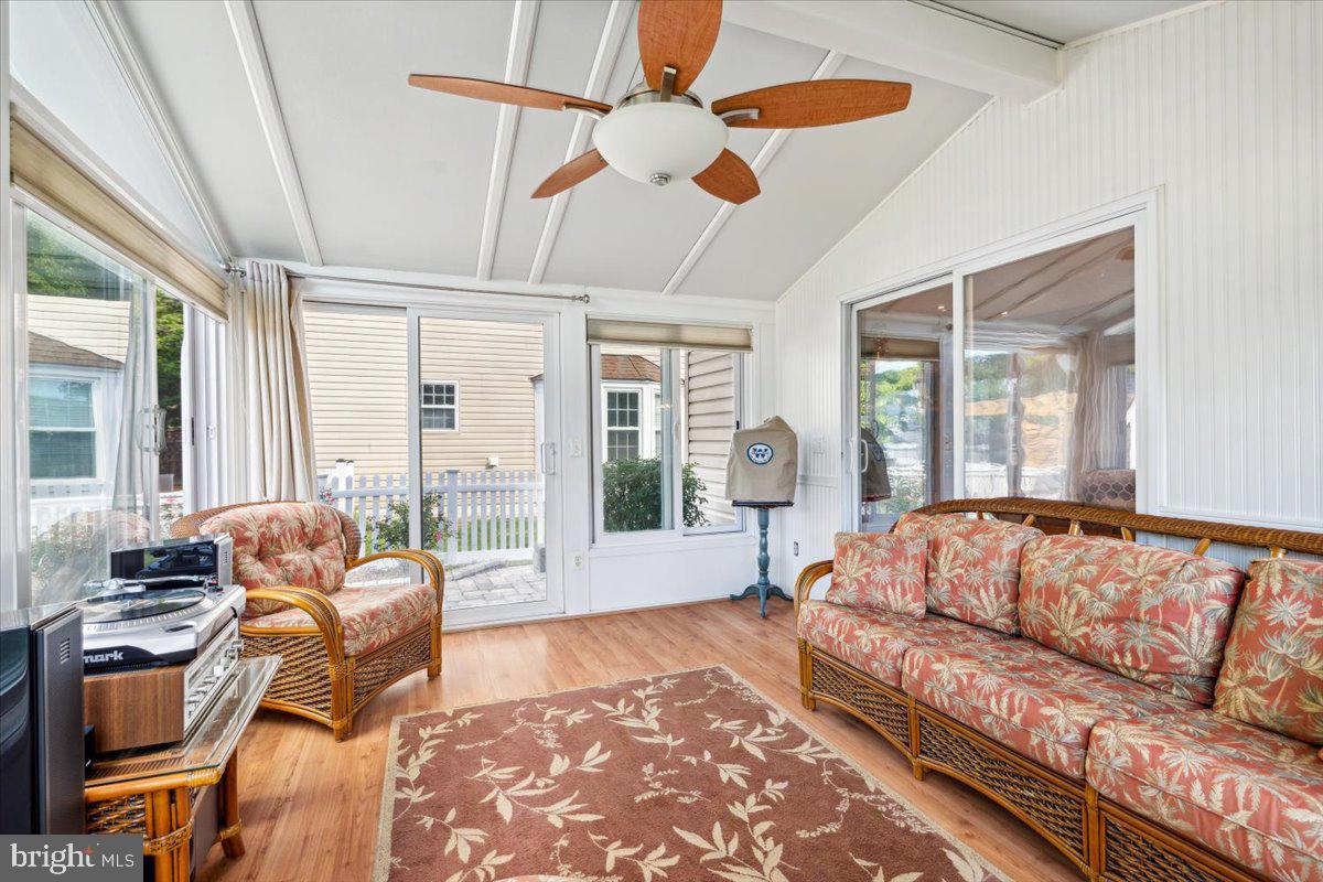 GOLF VIEW - Residential Lease