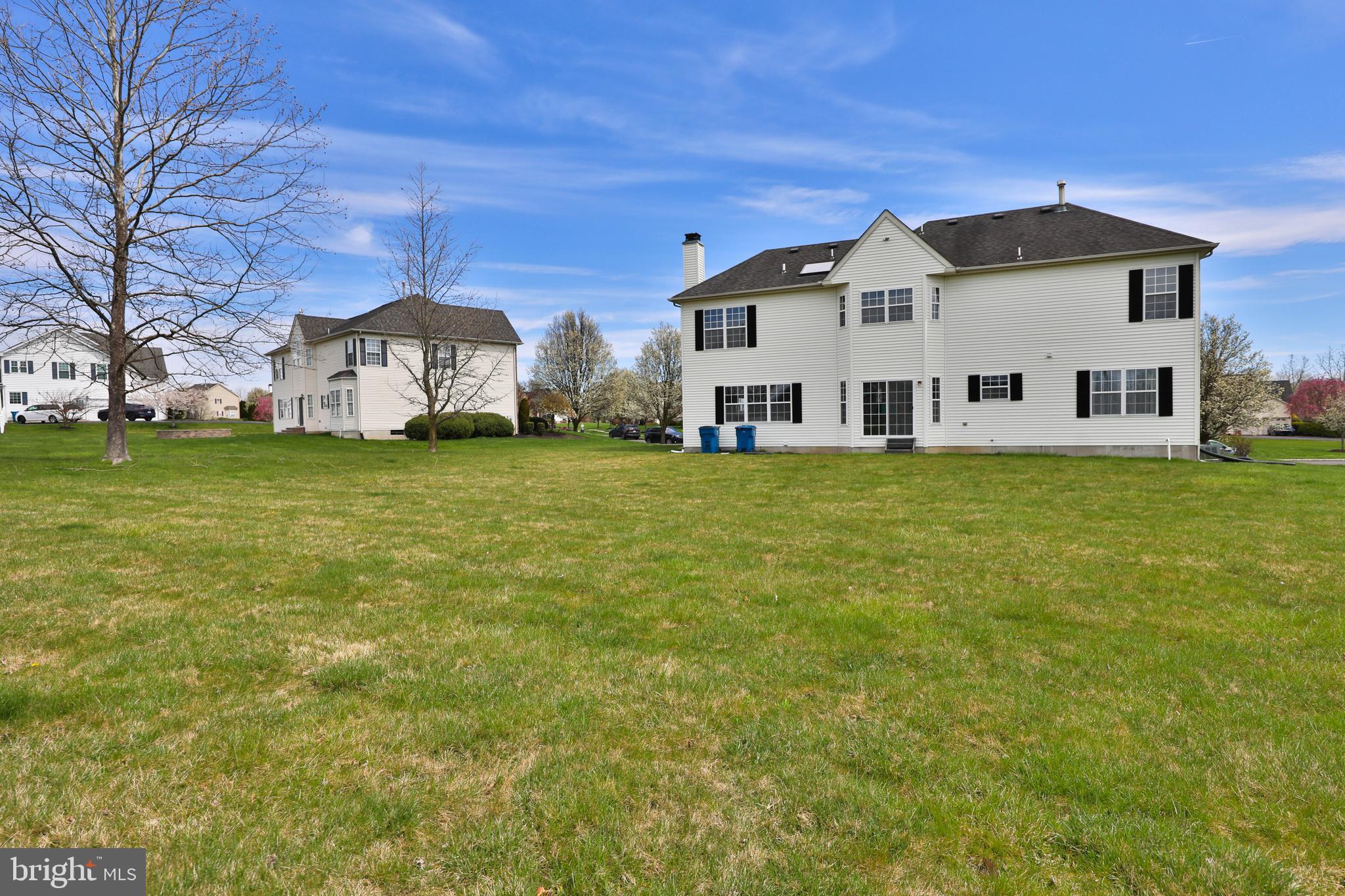 RAVEN HOLLOW - Residential