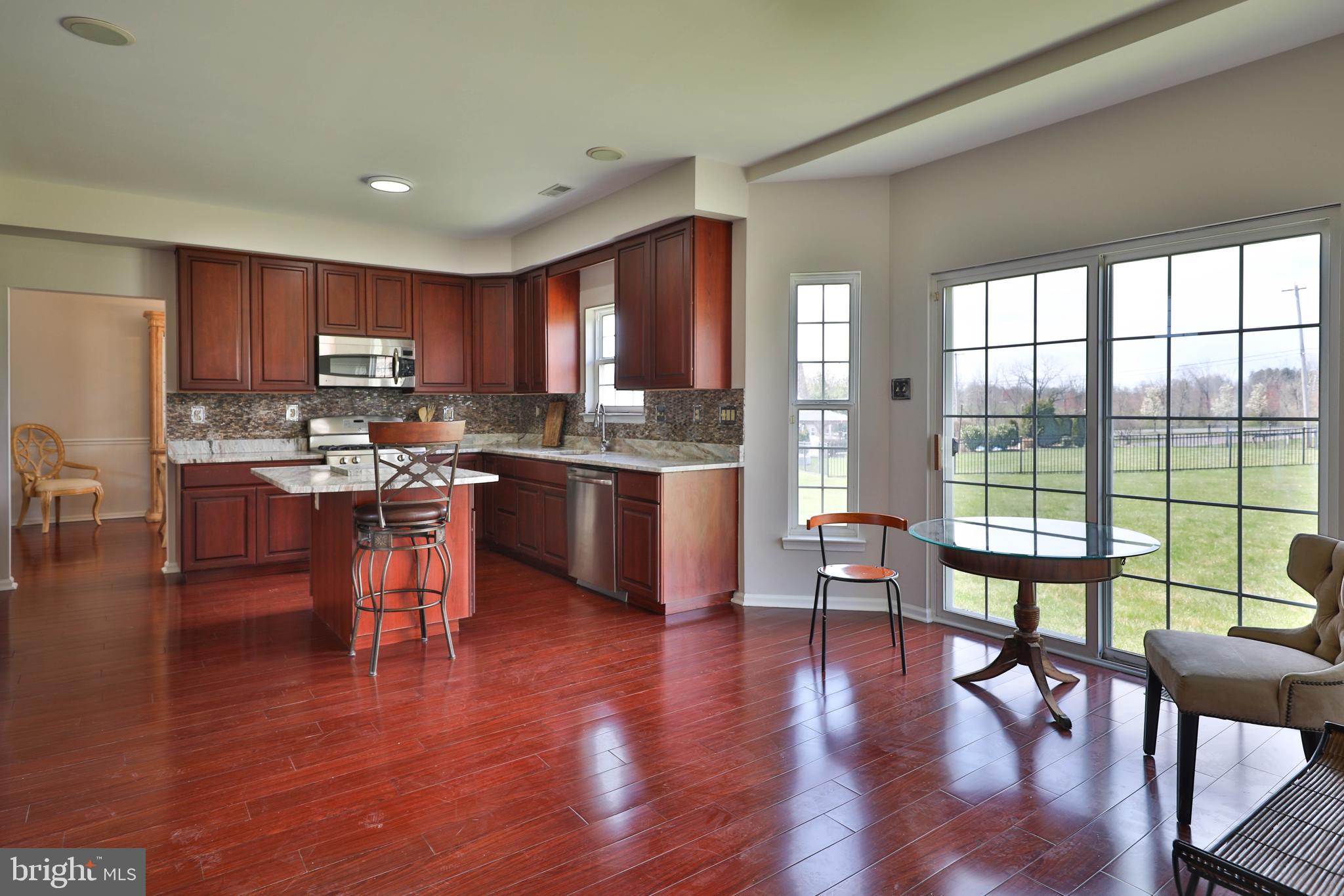 RAVEN HOLLOW - Residential