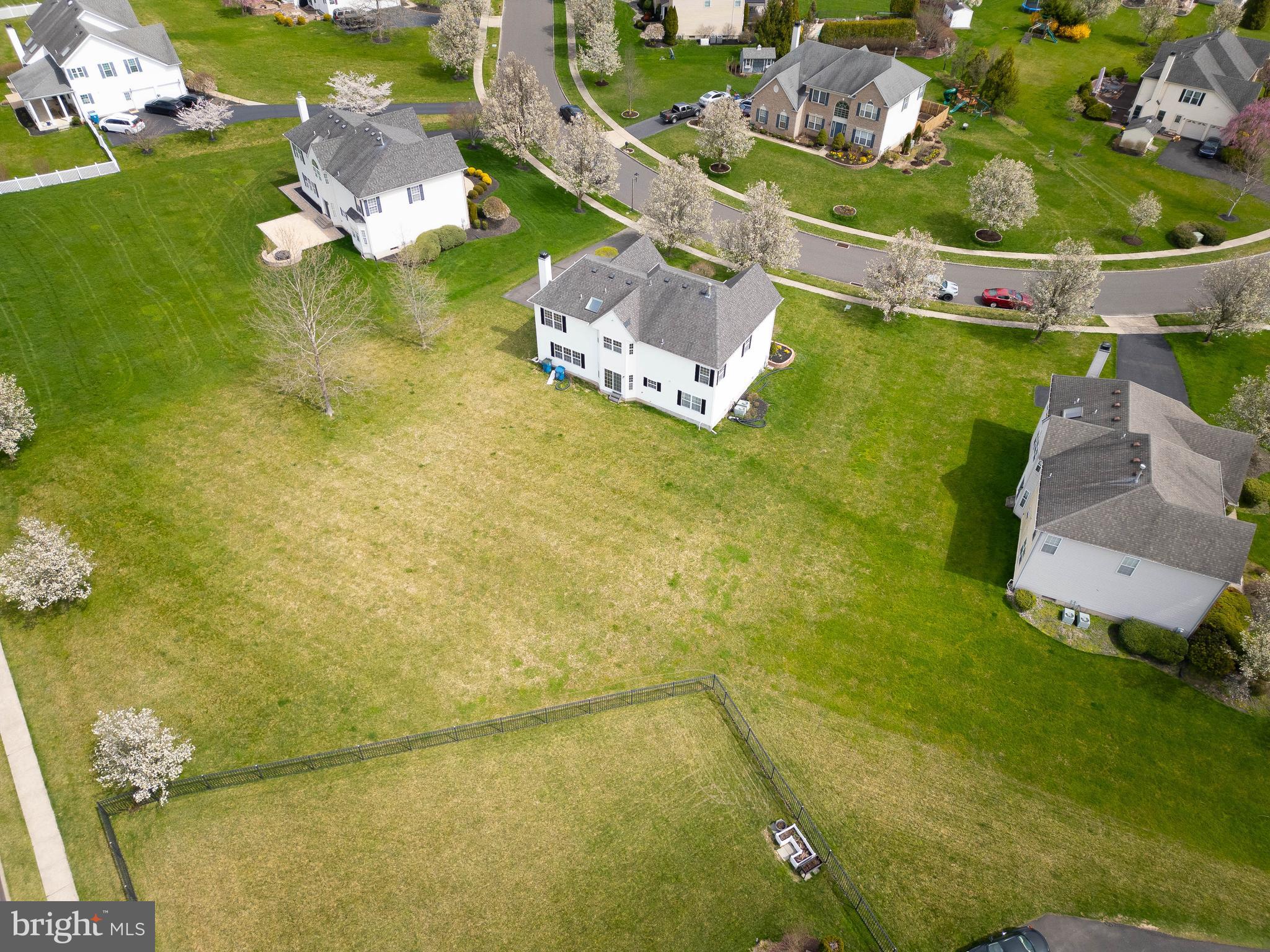 RAVEN HOLLOW - Residential