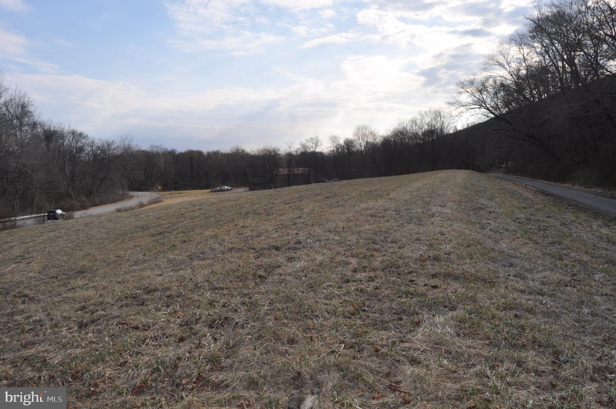 L4 CENTER (WICONISCO) STREET