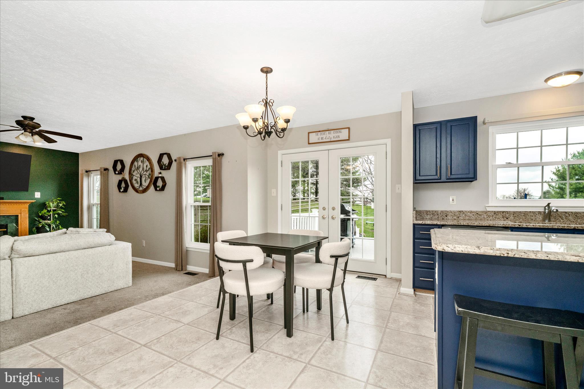 CAMBRIDGE FARMS - Residential