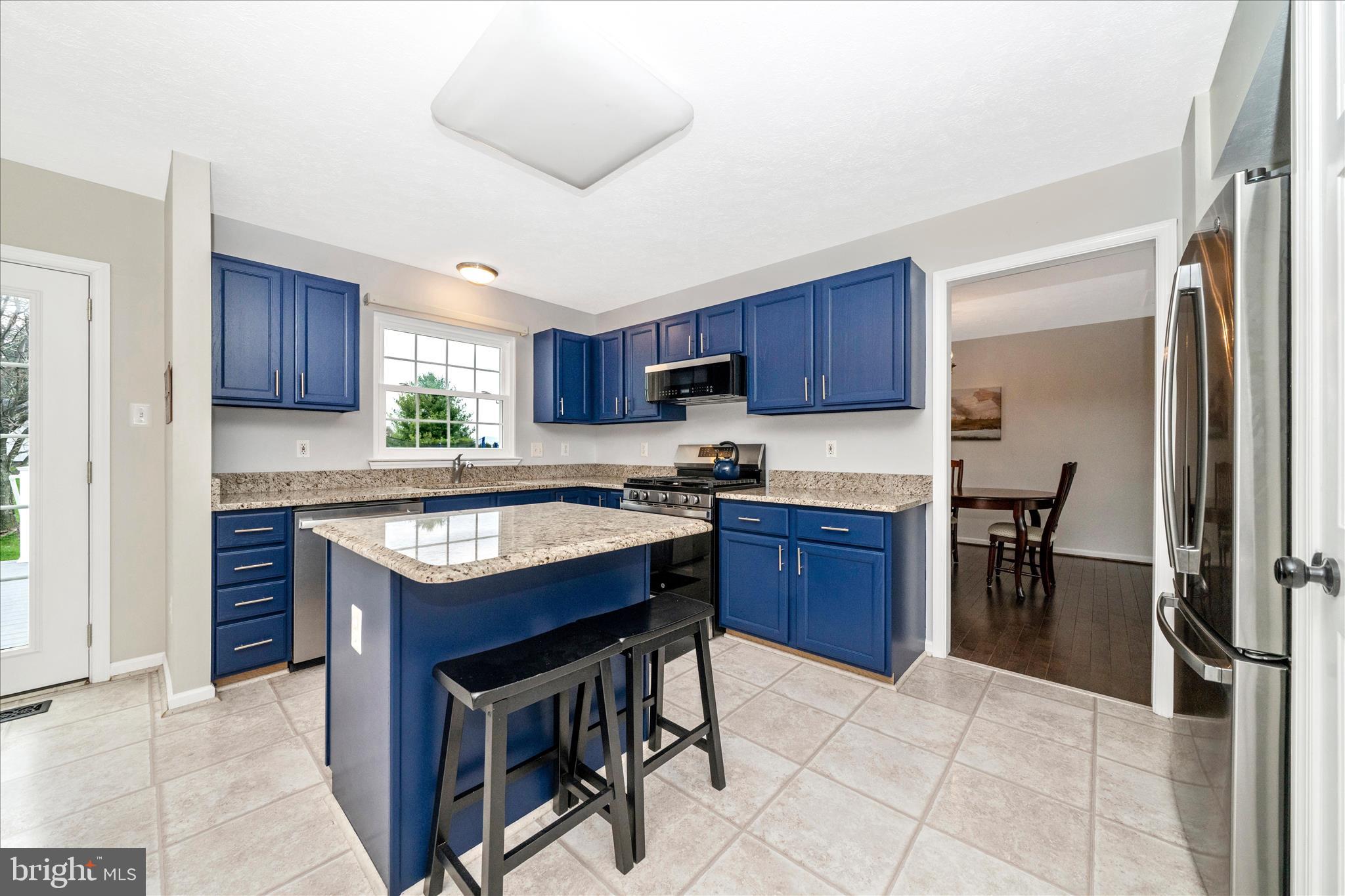 CAMBRIDGE FARMS - Residential