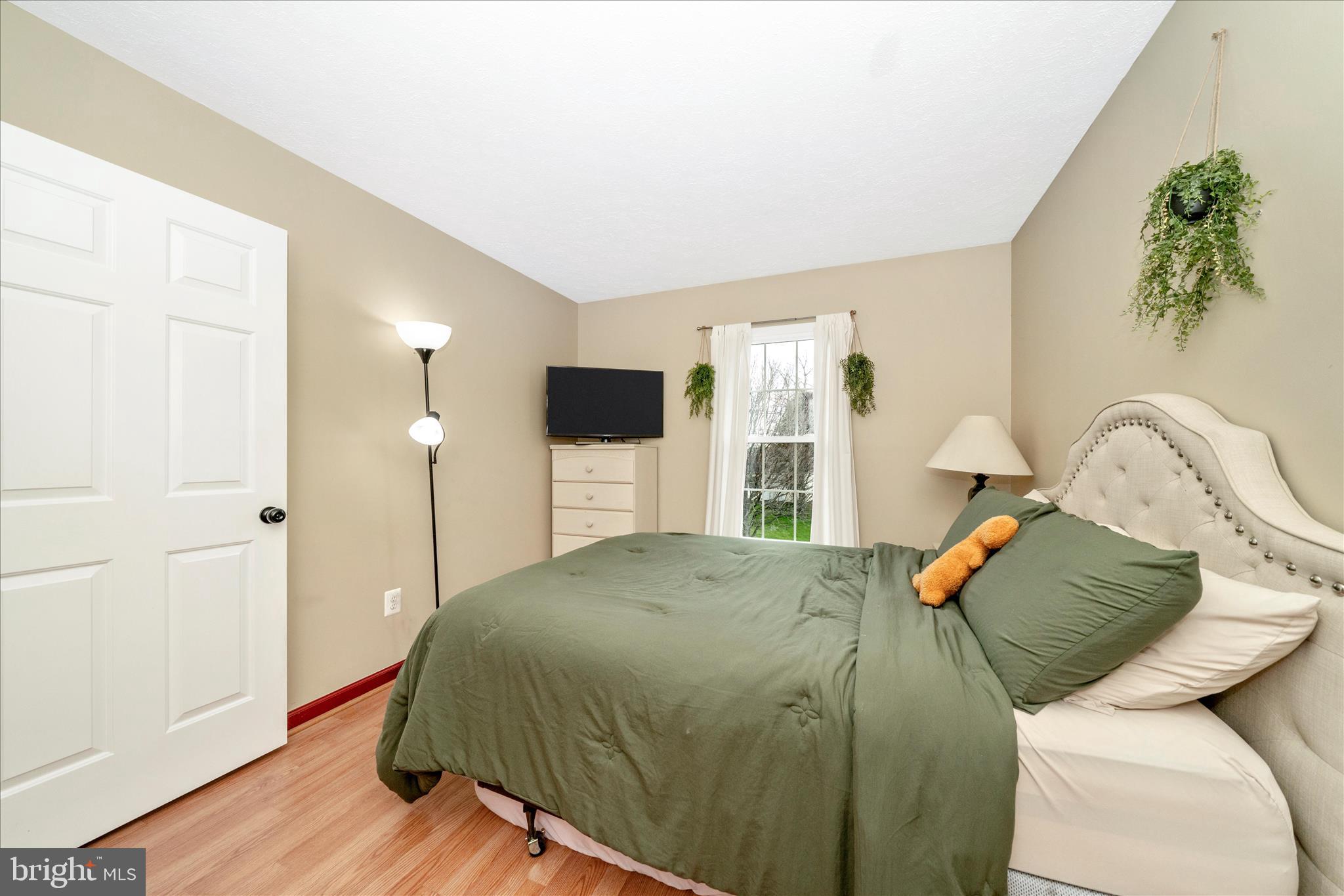 CAMBRIDGE FARMS - Residential