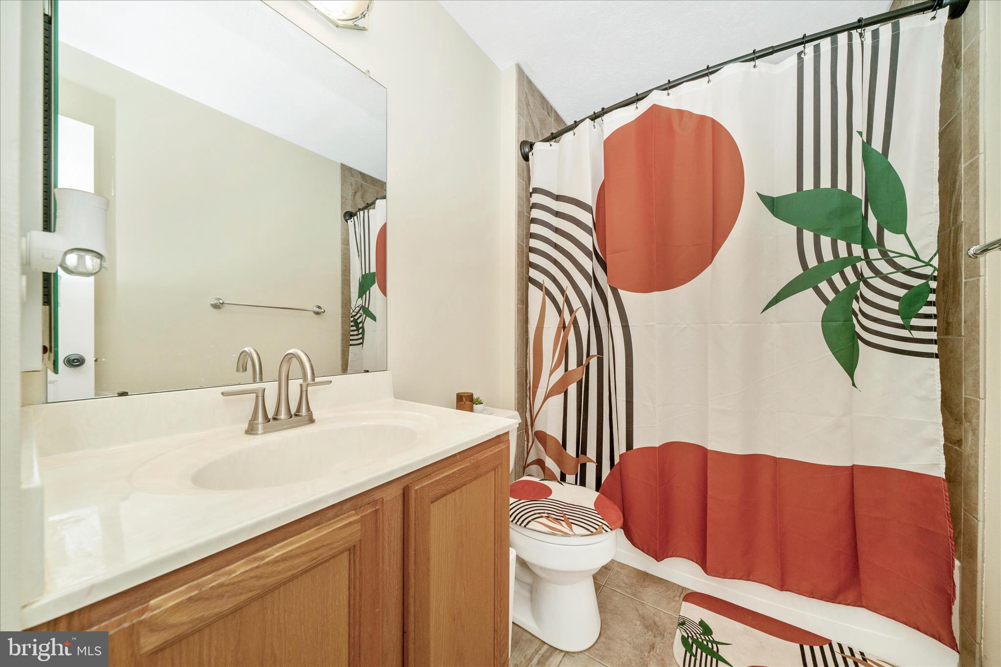 CAMBRIDGE FARMS - Residential