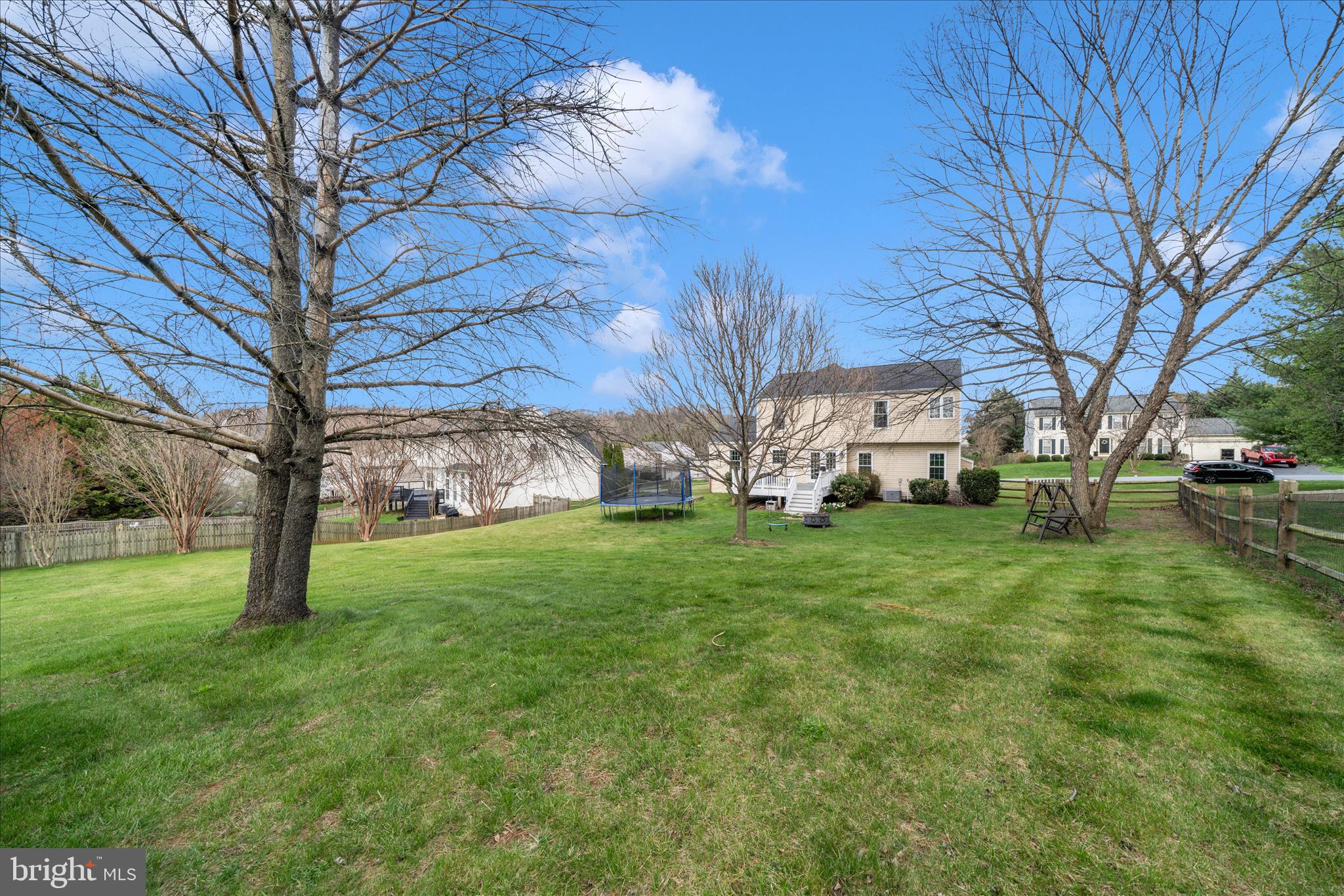 CAMBRIDGE FARMS - Residential