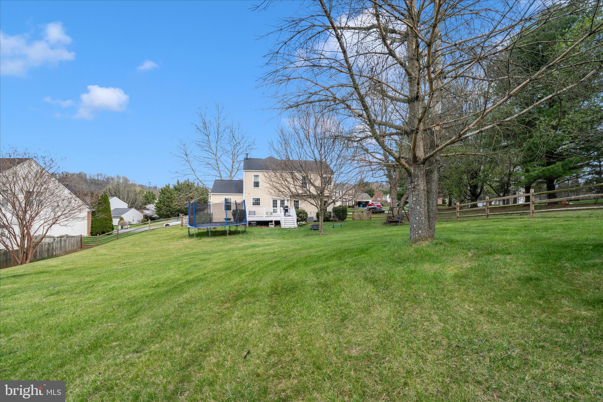CAMBRIDGE FARMS - Residential
