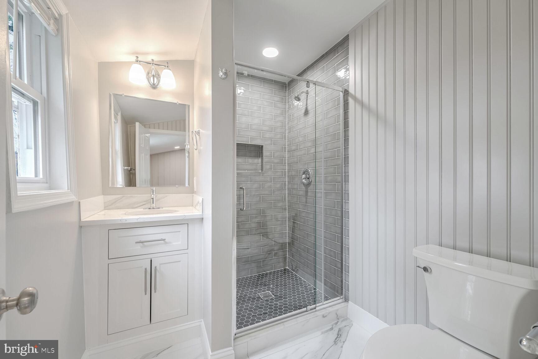 MCKENNEY HILLS - Residential Lease