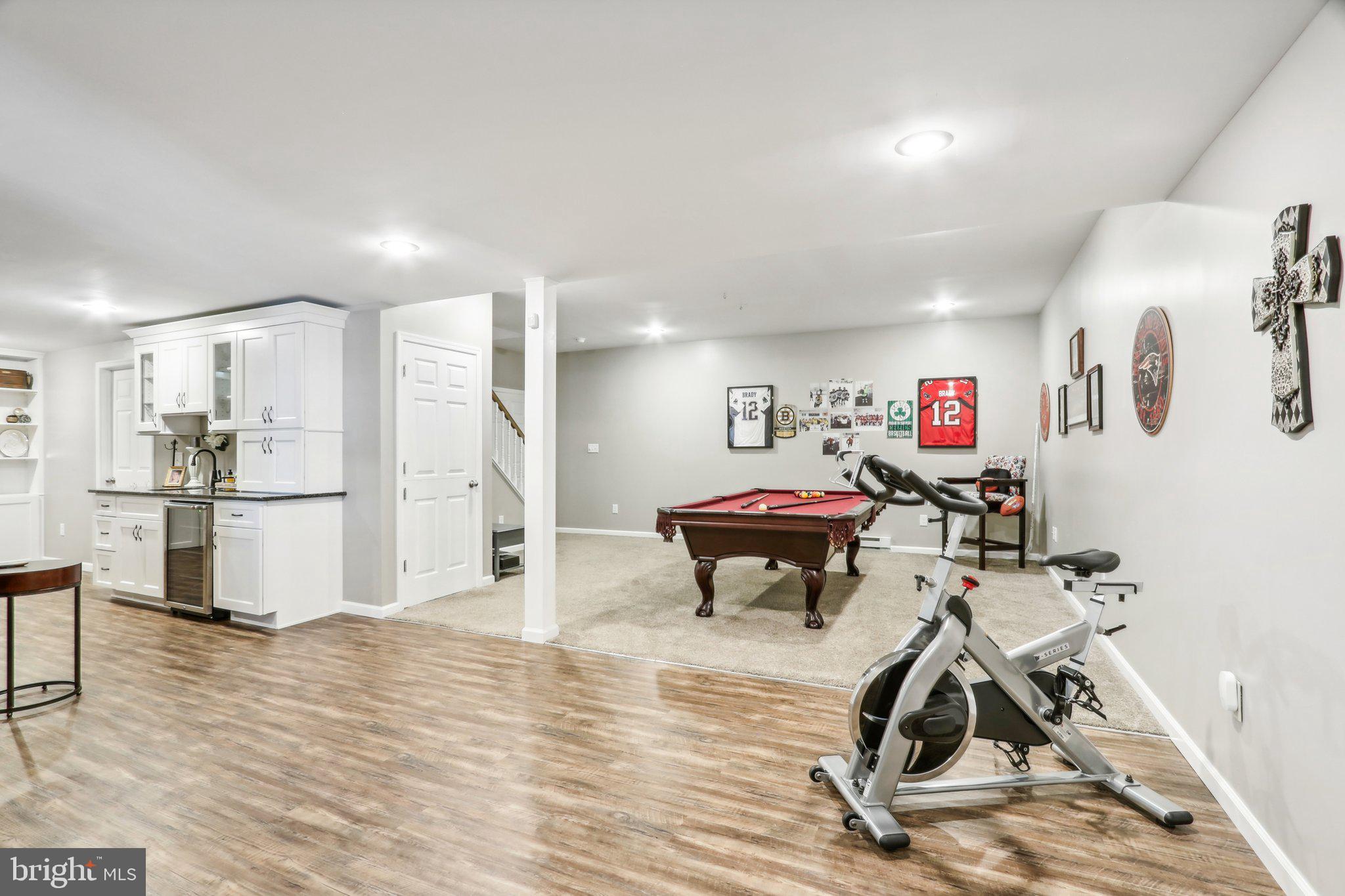 HIGHGATE MANORS - Residential