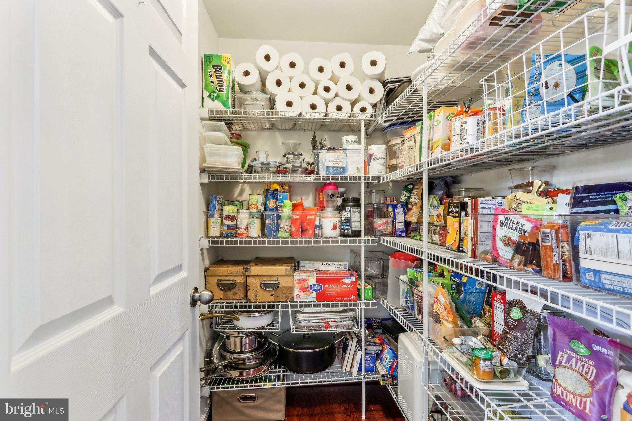 HIGHGATE MANORS - Residential