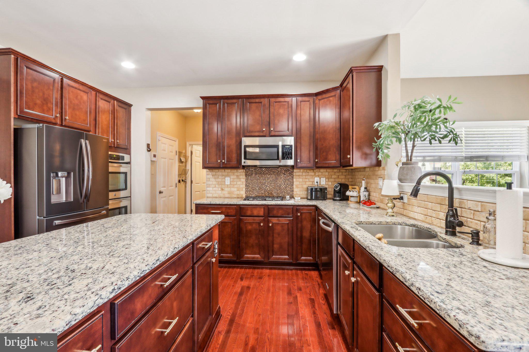 HIGHGATE MANORS - Residential