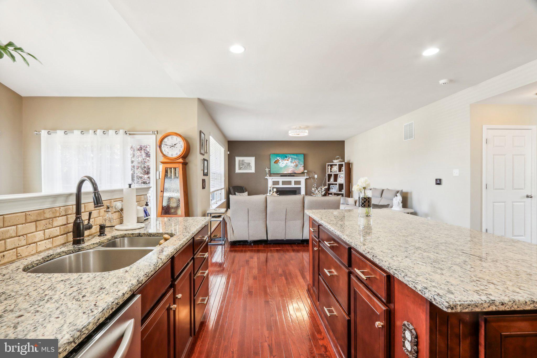 HIGHGATE MANORS - Residential