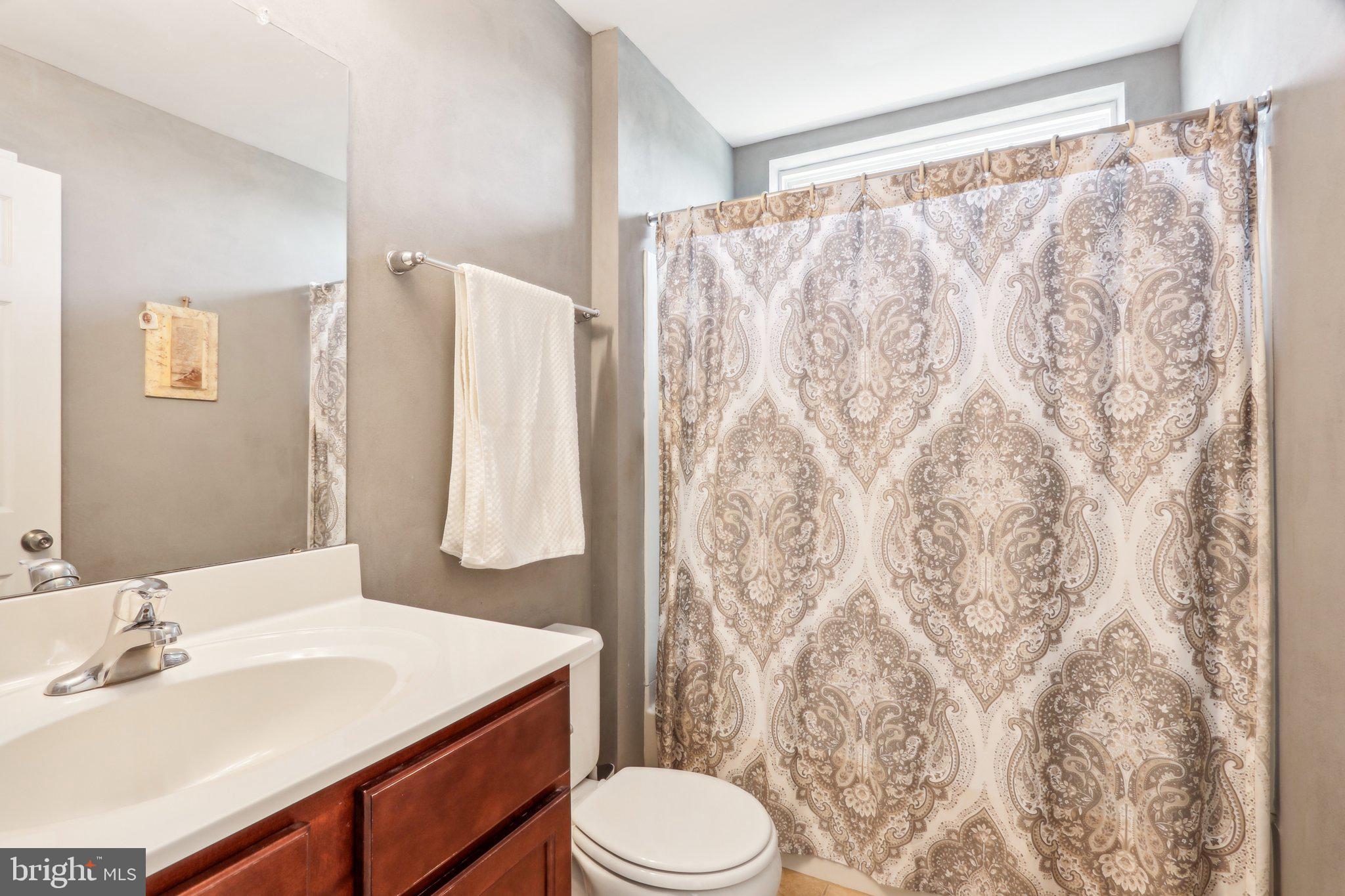 HIGHGATE MANORS - Residential