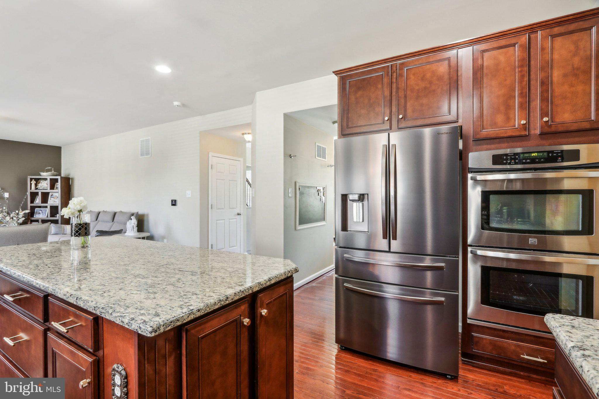 HIGHGATE MANORS - Residential