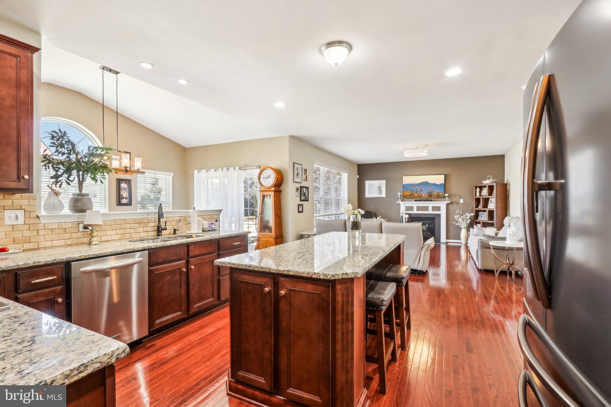 HIGHGATE MANORS - Residential