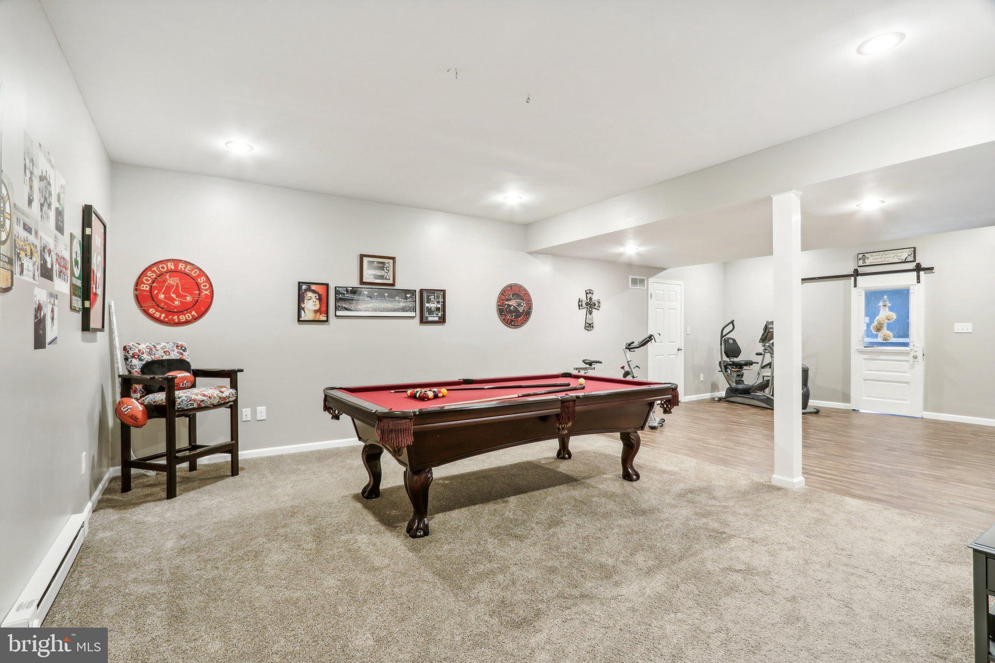 HIGHGATE MANORS - Residential