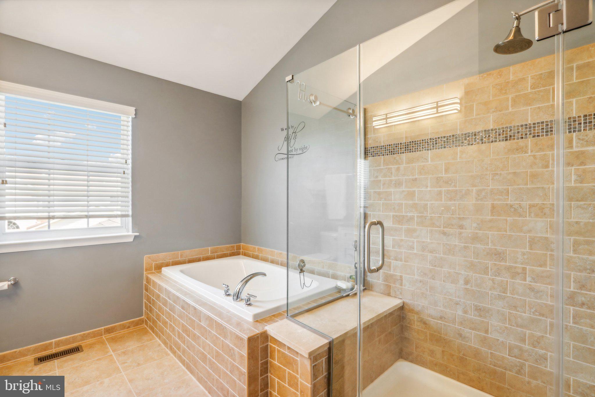 HIGHGATE MANORS - Residential