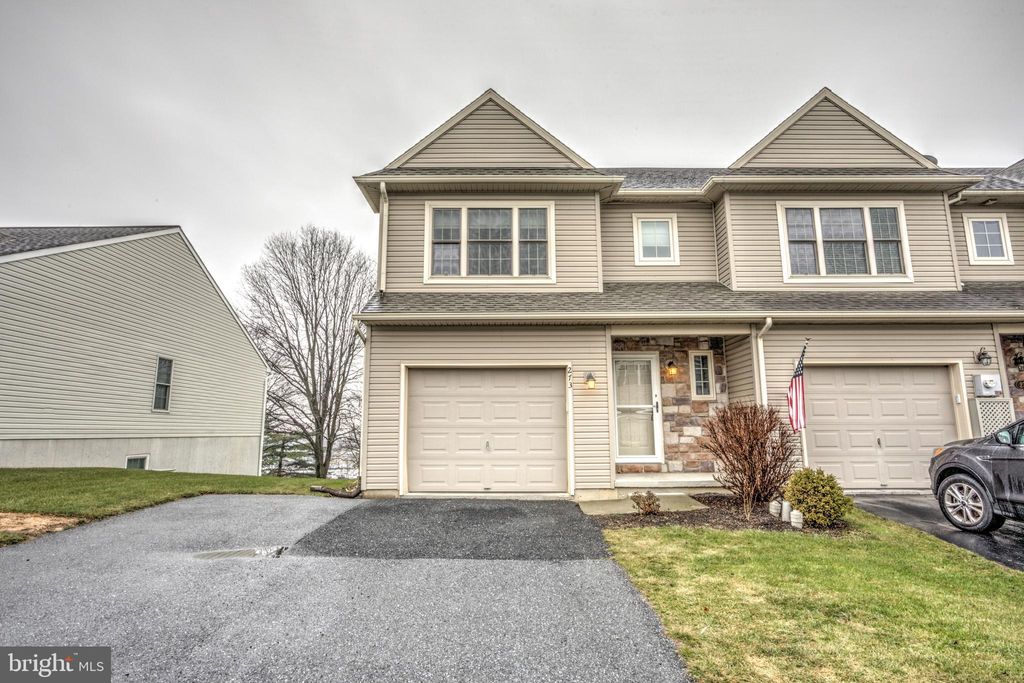 Photo of 273 CEDAR HOLW, MANHEIM, PA 17545 (MLS # PALA2029360)
