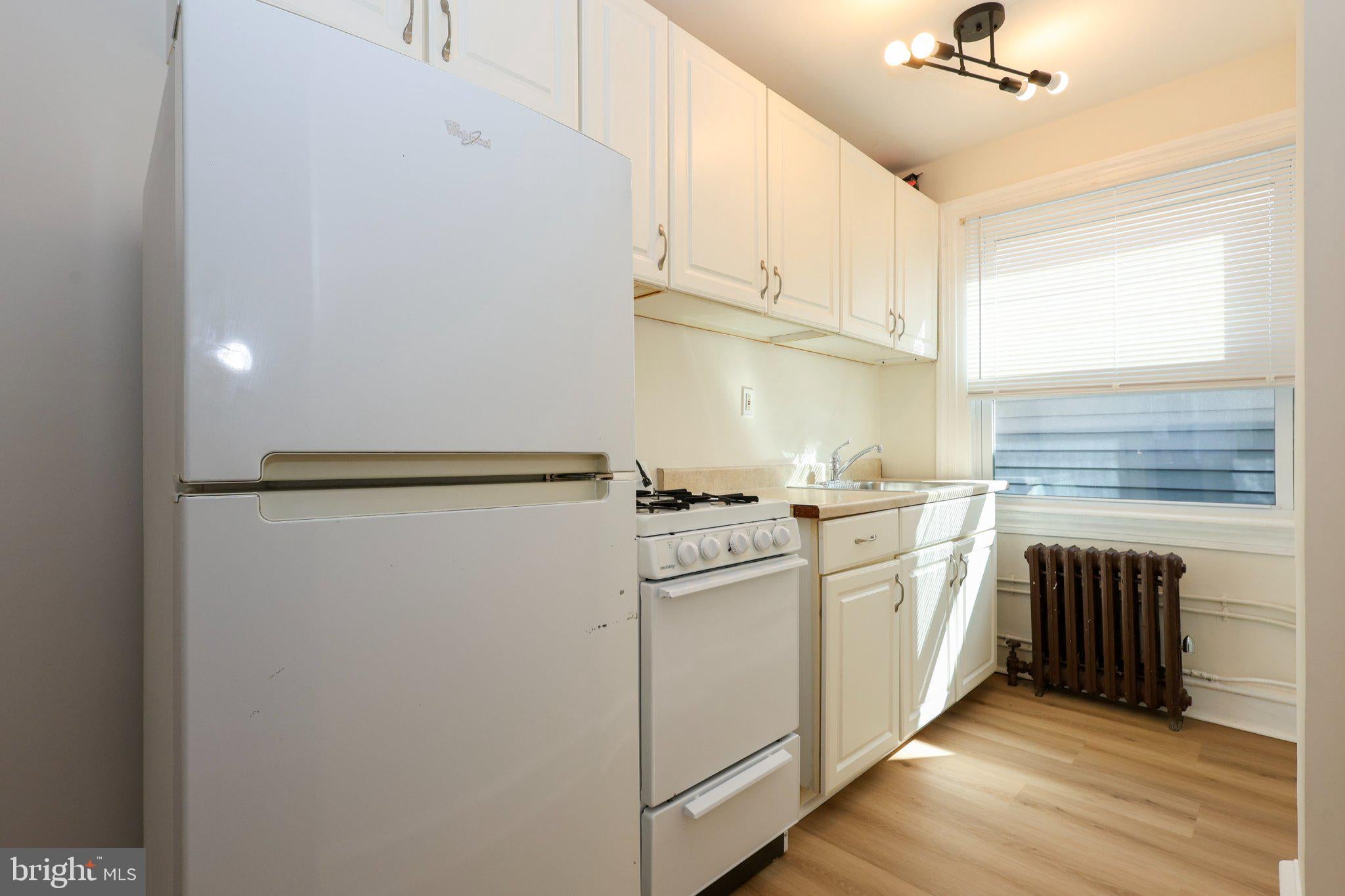 105 S WAYNE AVENUE 2ND FLOOR