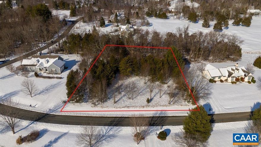 Level and open homesite in the heart of Stoney Creek community. Short drive to the Golf Club house, restaurant, pool and gym as well as Lake Monocan. Nice seasonal mountain views and possibility for some all year round views upon construction. Lot is on public water and would require a private septic. Easy to build on. Hunter's Point is one of the nicest neighobrhoods in Stoney Creek community with many high-end homes.
