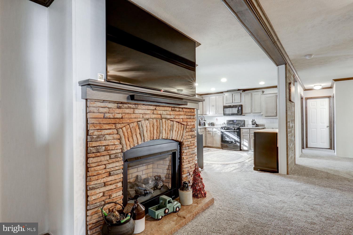 BROOKWOOD ESTATES - Residential