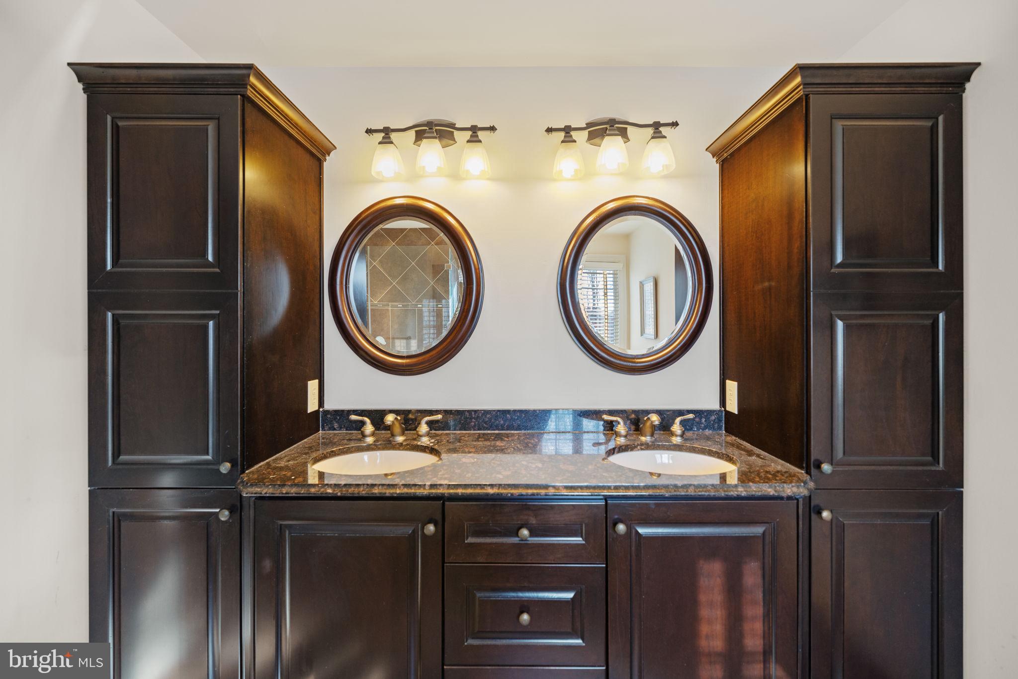 DELANCEY COURT - Residential