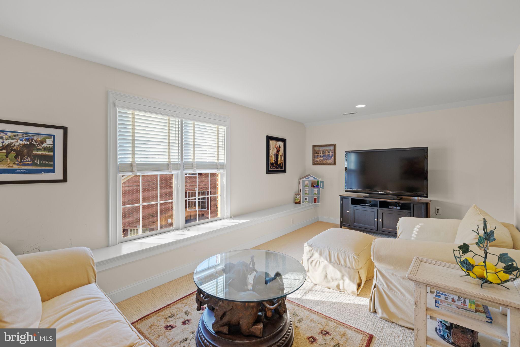 DELANCEY COURT - Residential