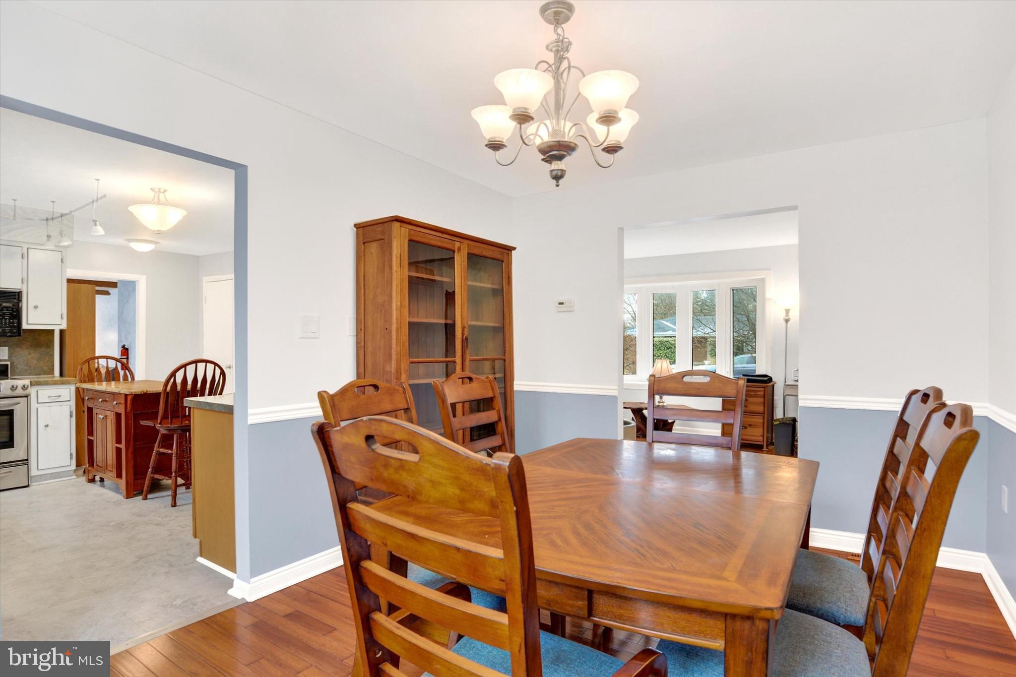 WINDSOR FARMS - Residential