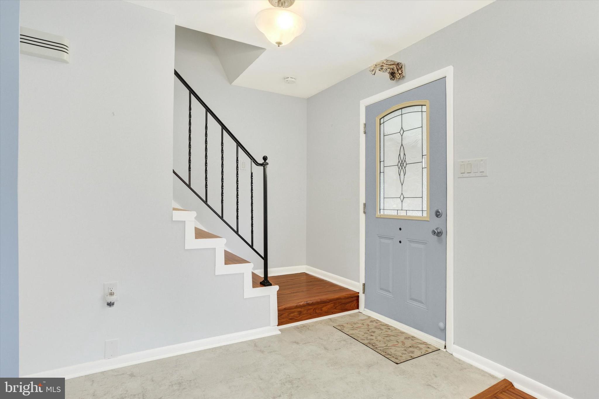 WINDSOR FARMS - Residential