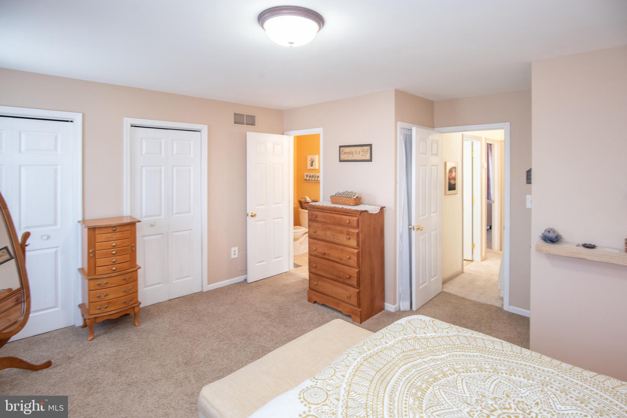 MAPLE RIDGE - Residential