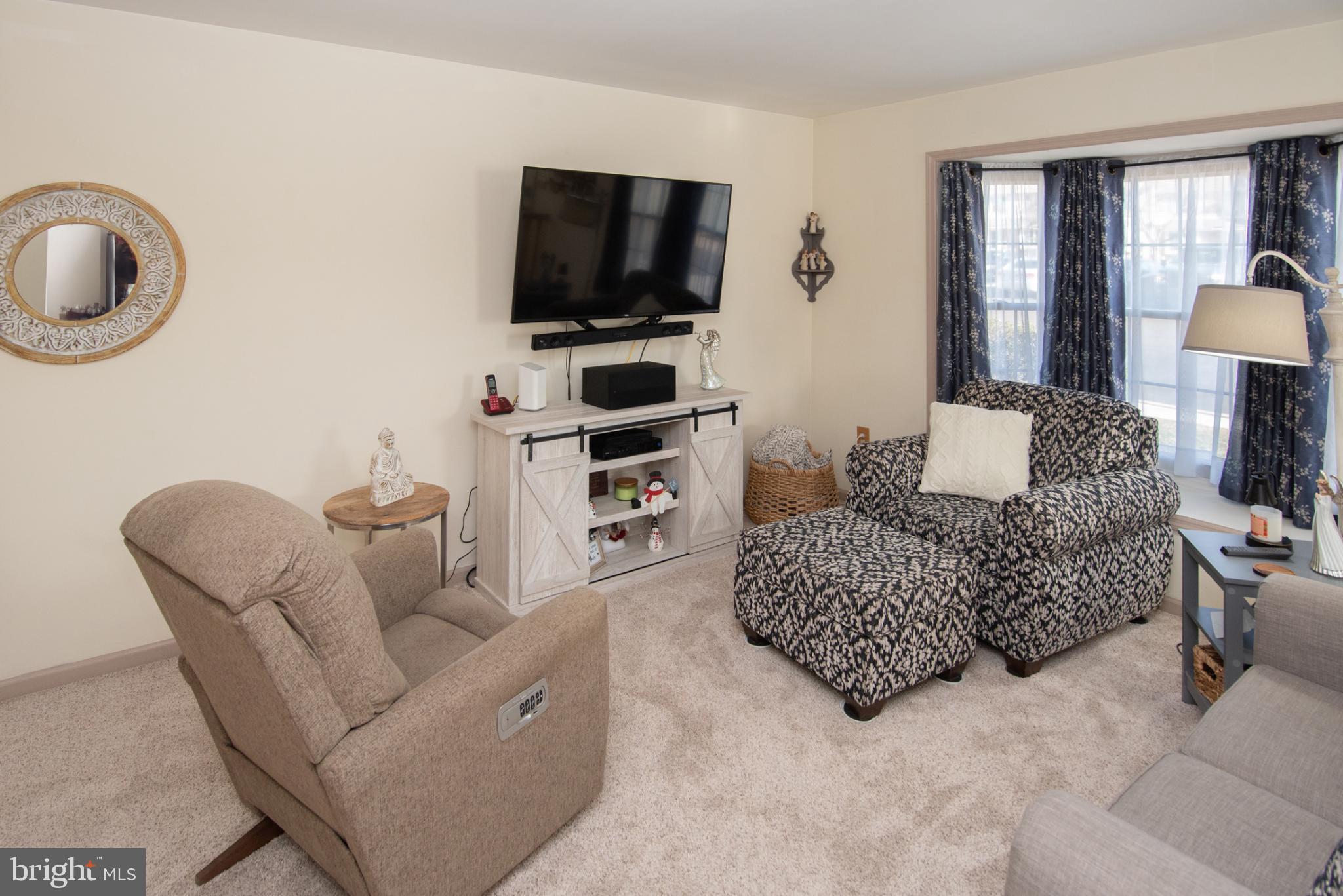 101 CHERRYWOOD COURT