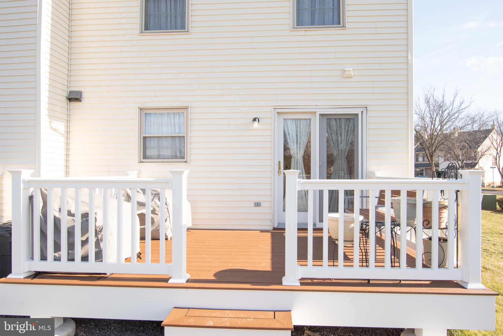 MAPLE RIDGE - Residential