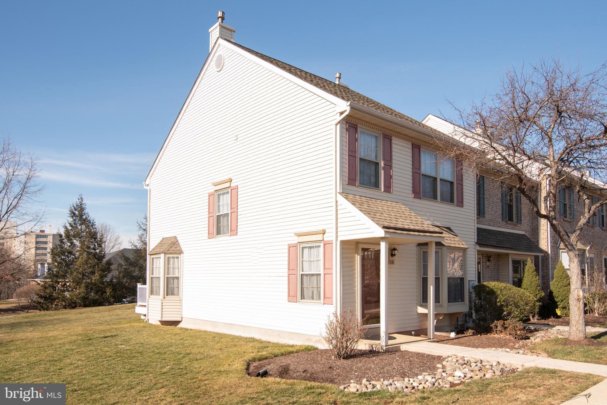 MAPLE RIDGE - Residential