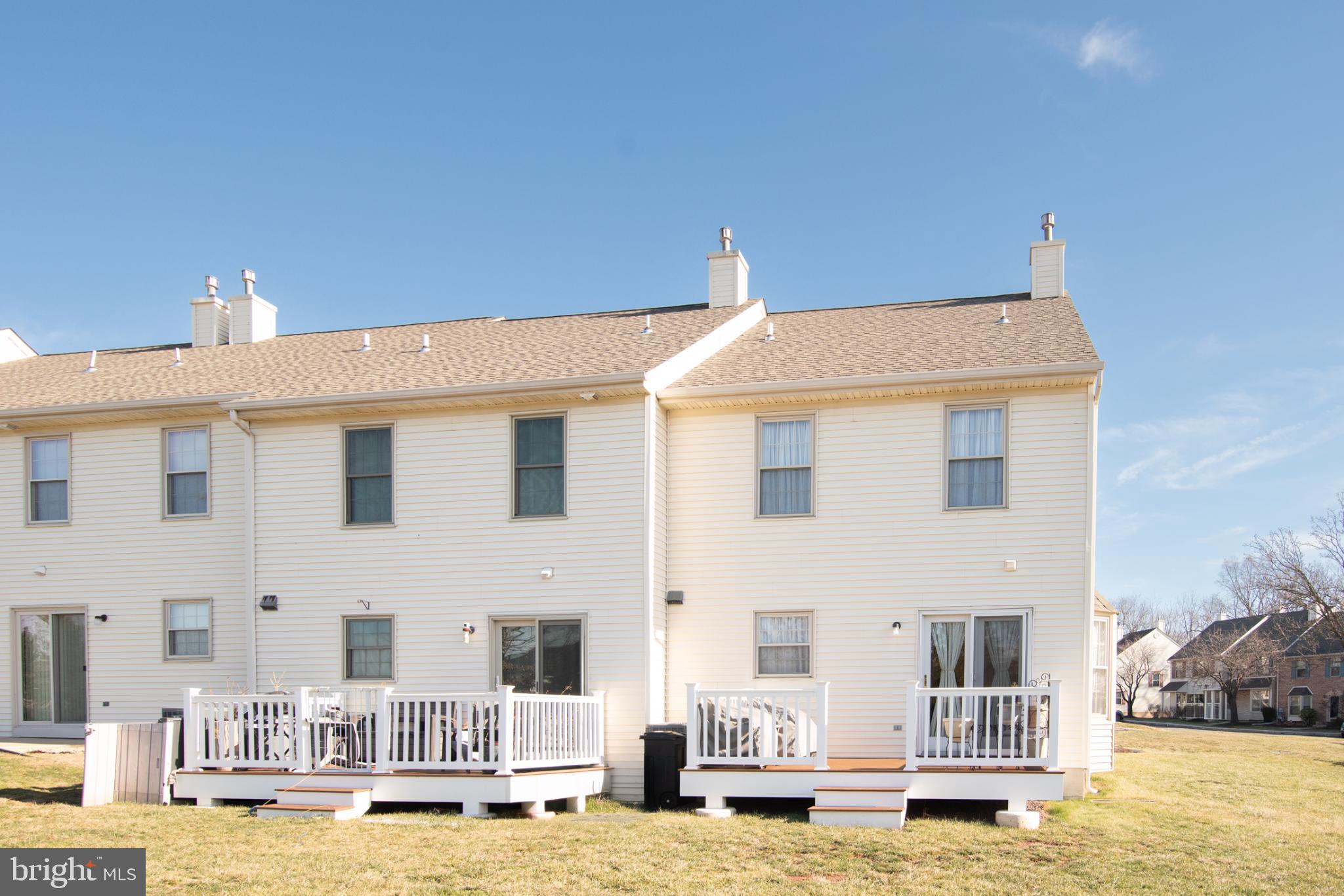 MAPLE RIDGE - Residential