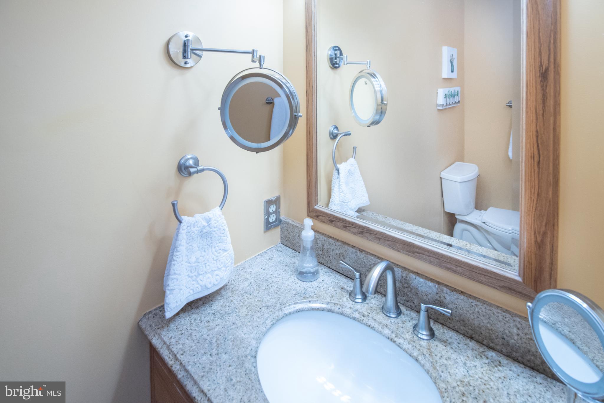 MAPLE RIDGE - Residential