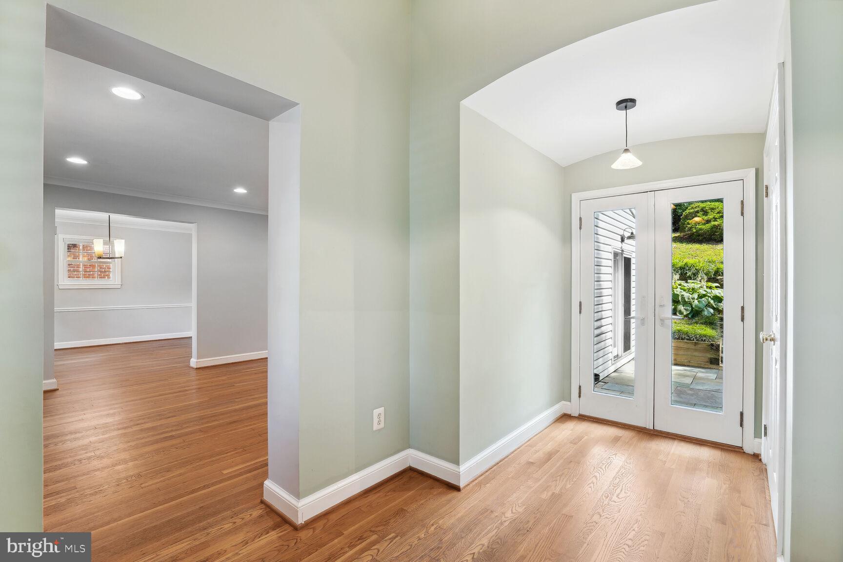 MEADOWBROOK VILLAGE - Residential