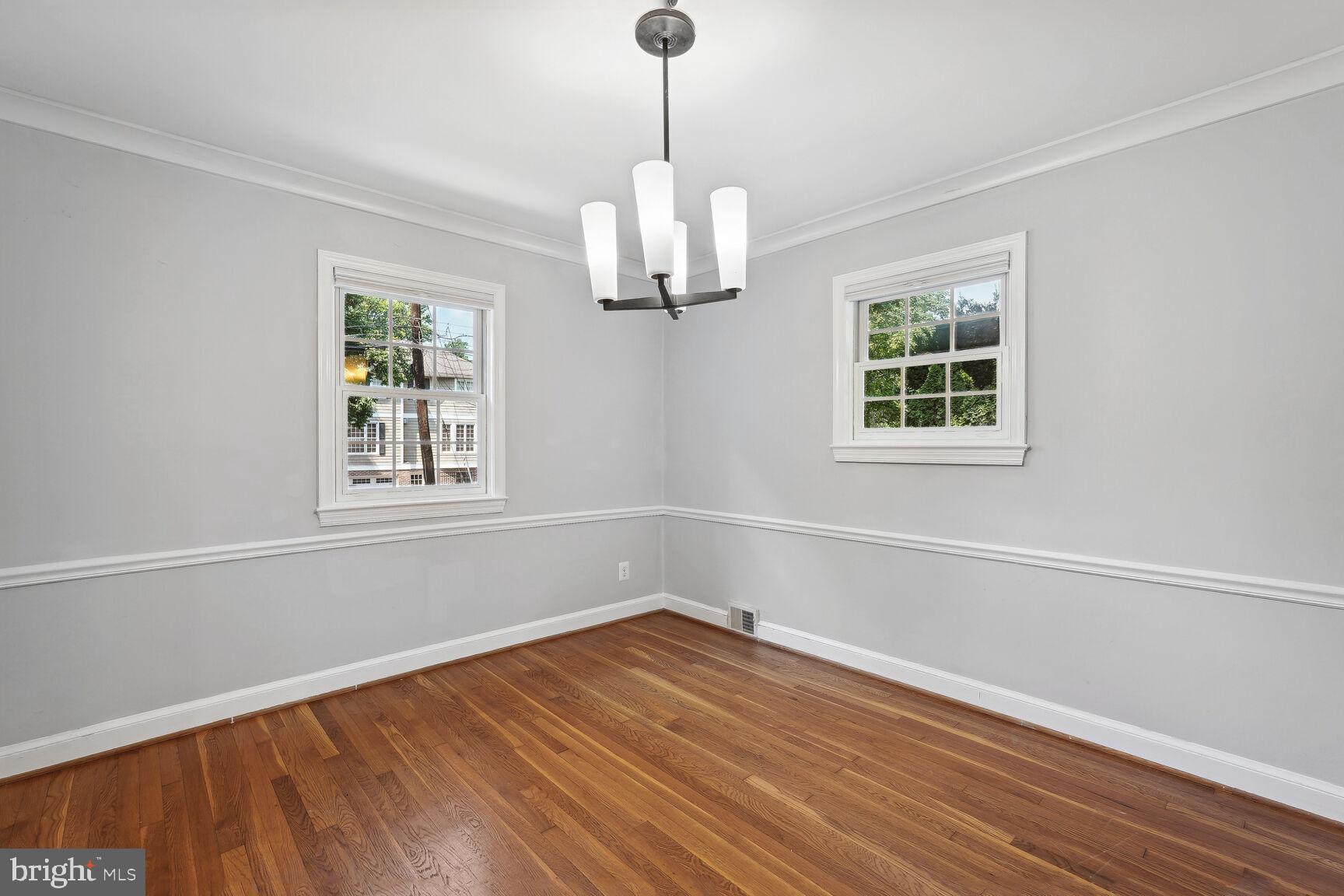 MEADOWBROOK VILLAGE - Residential