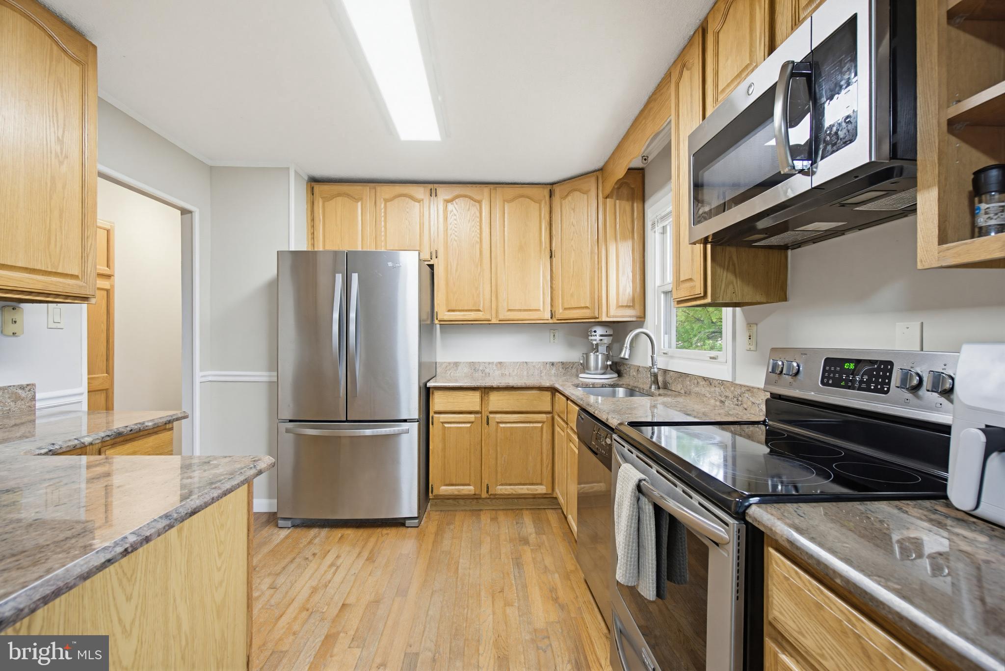 FOUR SEASONS ESTATES - Residential