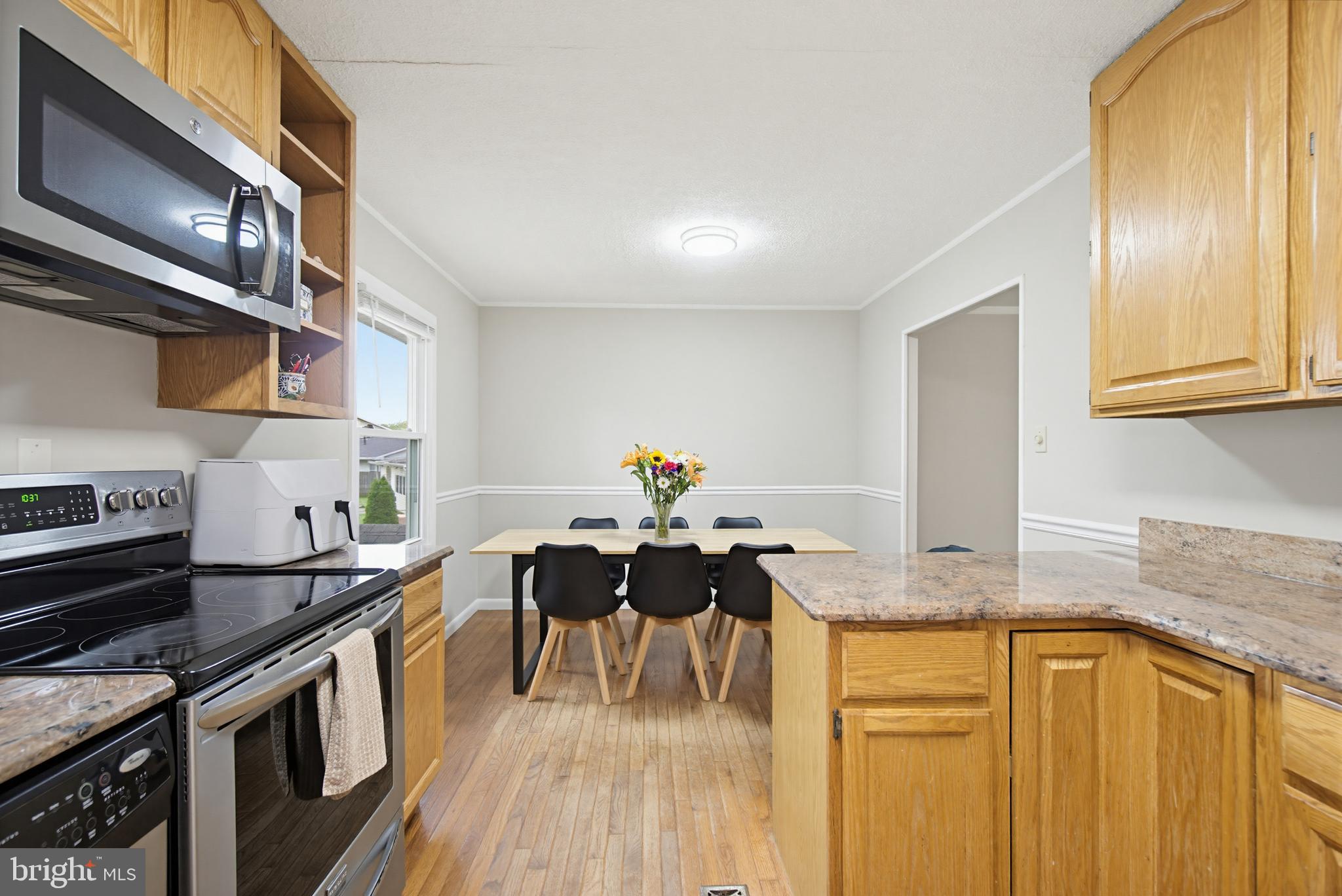 FOUR SEASONS ESTATES - Residential