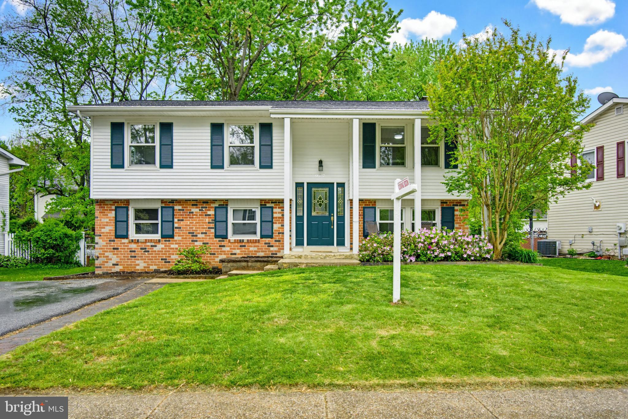 FOUR SEASONS ESTATES - Residential