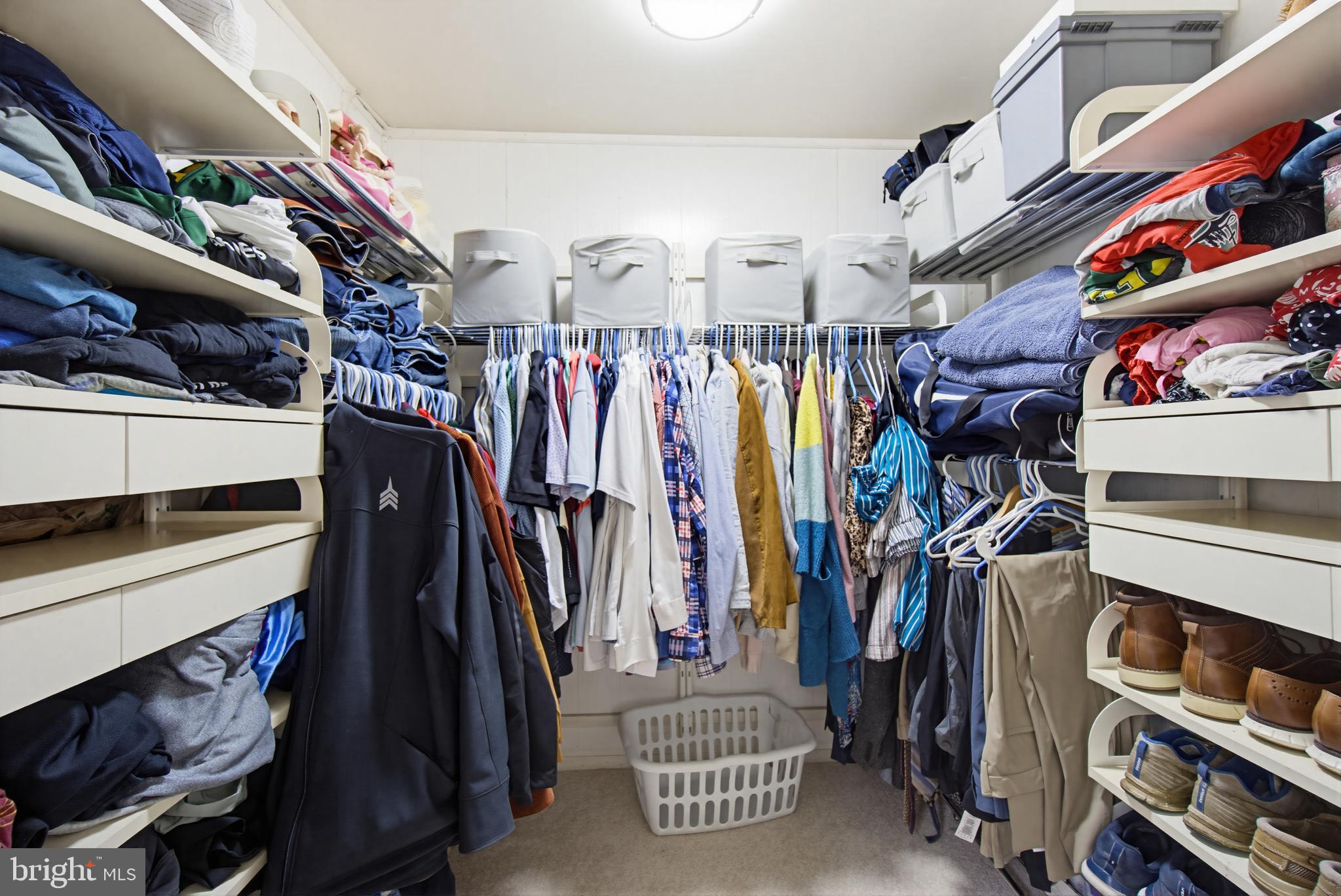 FOUR SEASONS ESTATES - Residential