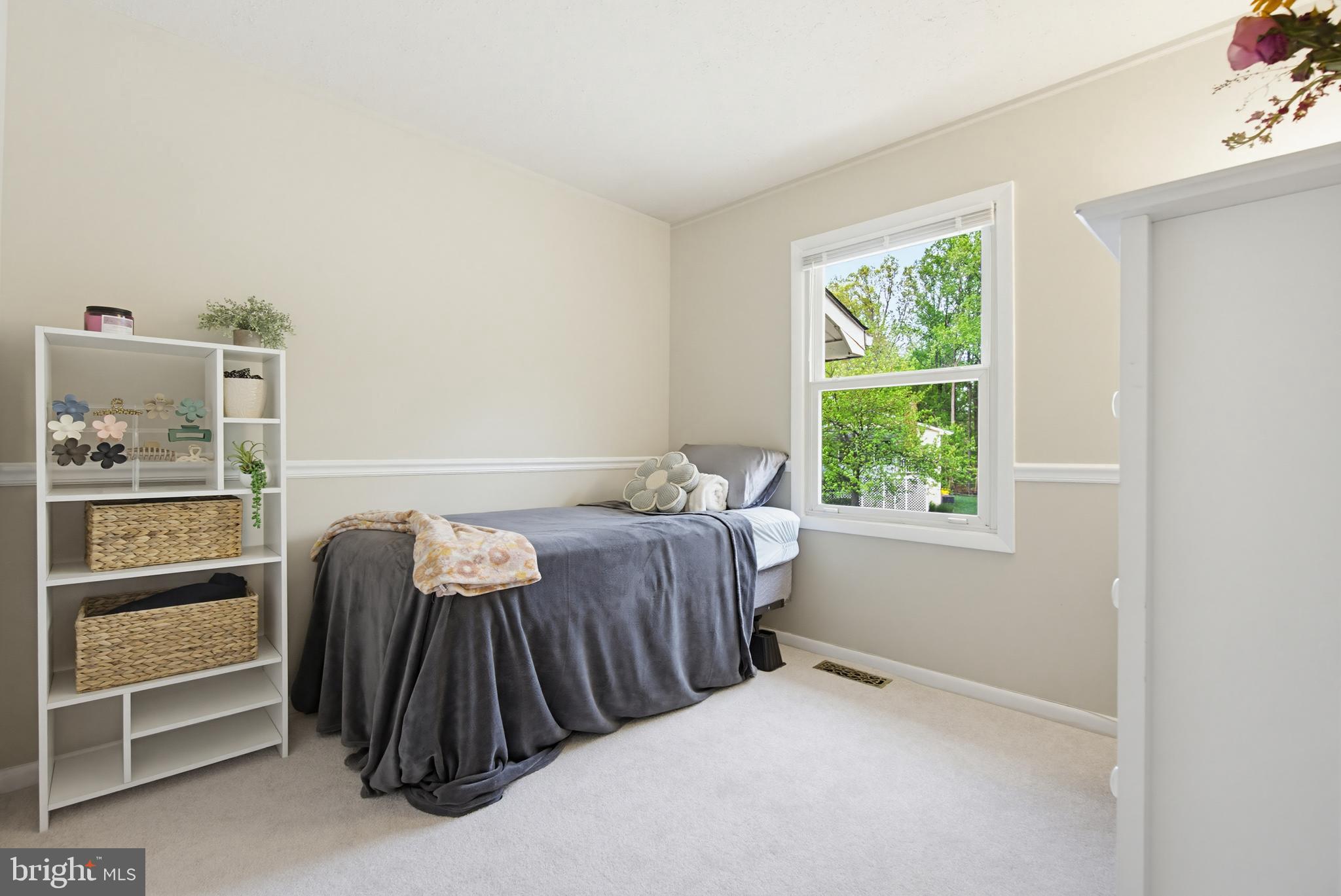 FOUR SEASONS ESTATES - Residential