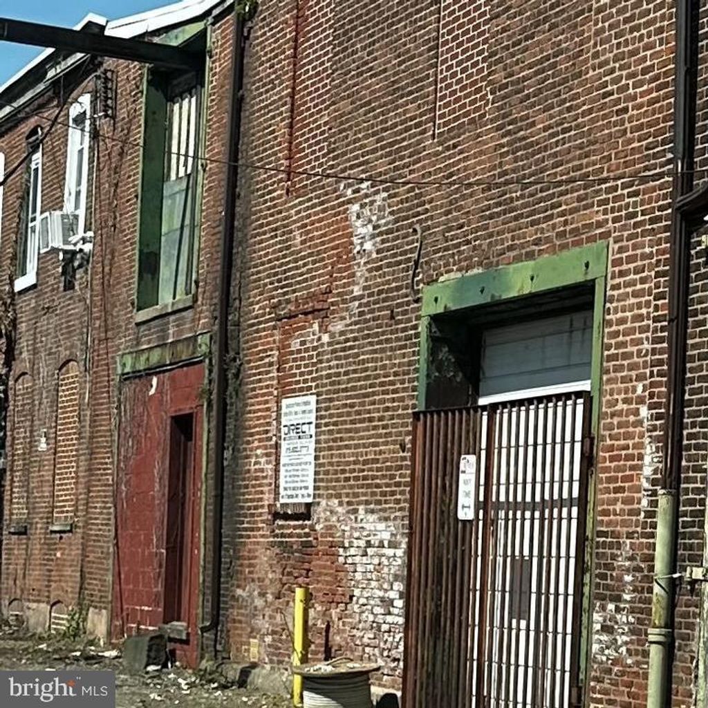 Photo of 4001 Dell Street, PHILADELPHIA, PA 19140 (MLS # PAPH2434822)