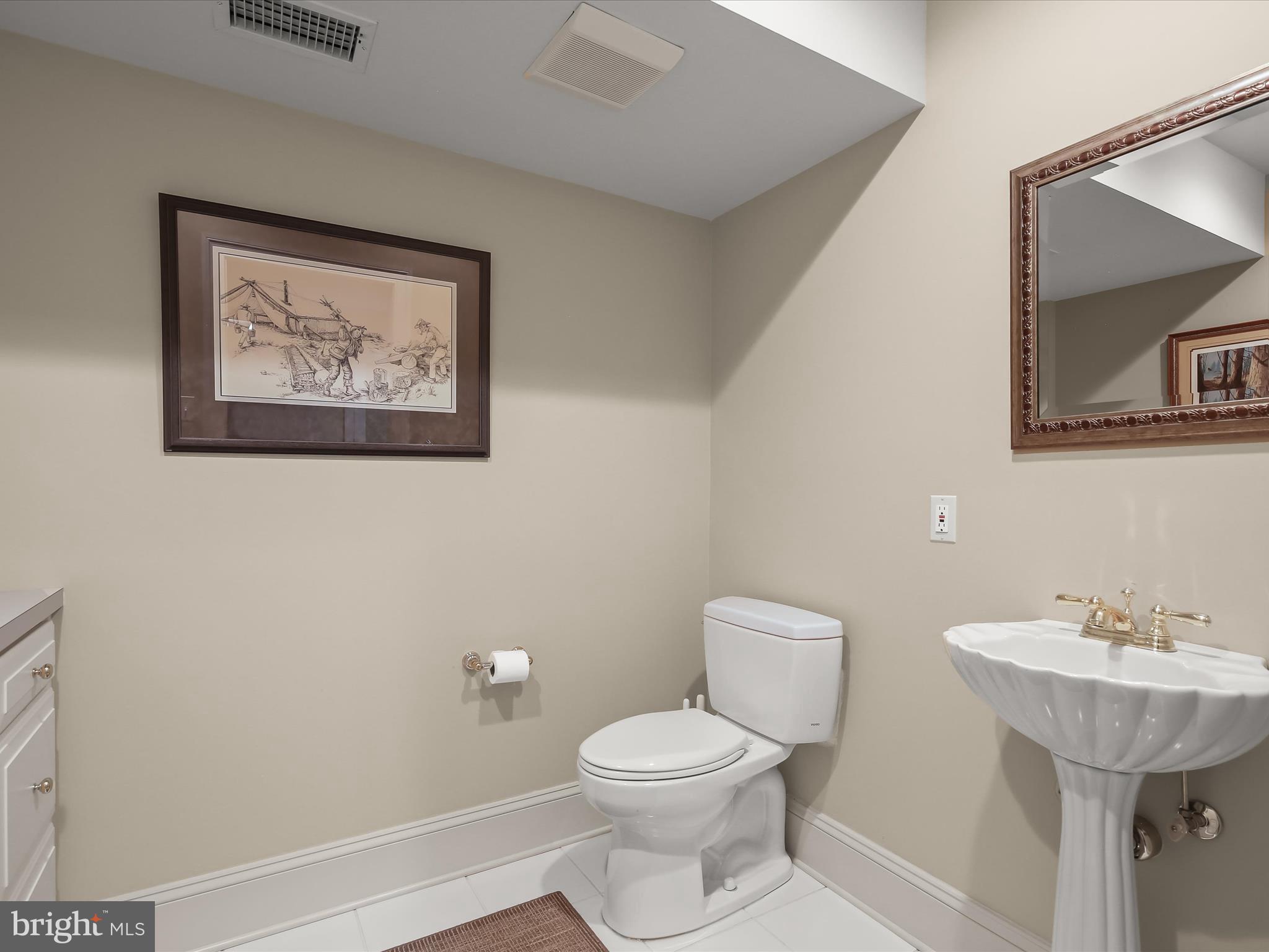 WELLINGTON - Residential