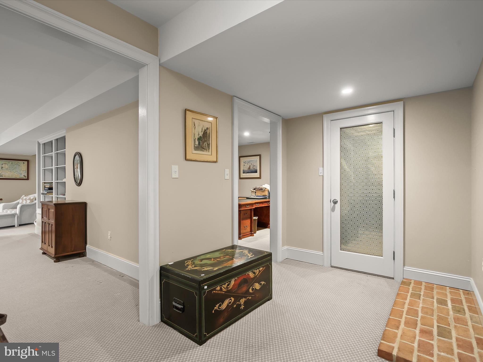 WELLINGTON - Residential