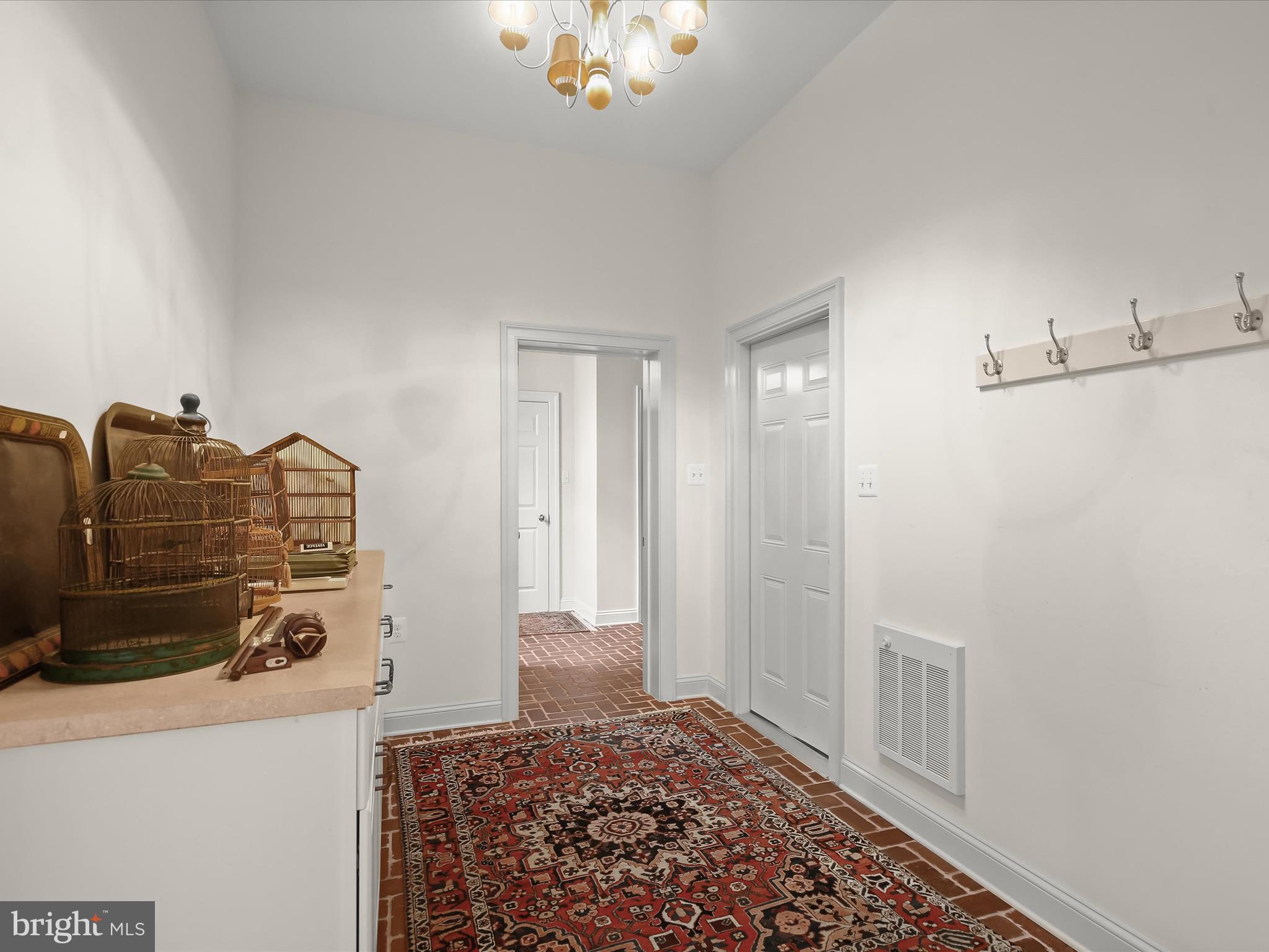 WELLINGTON - Residential