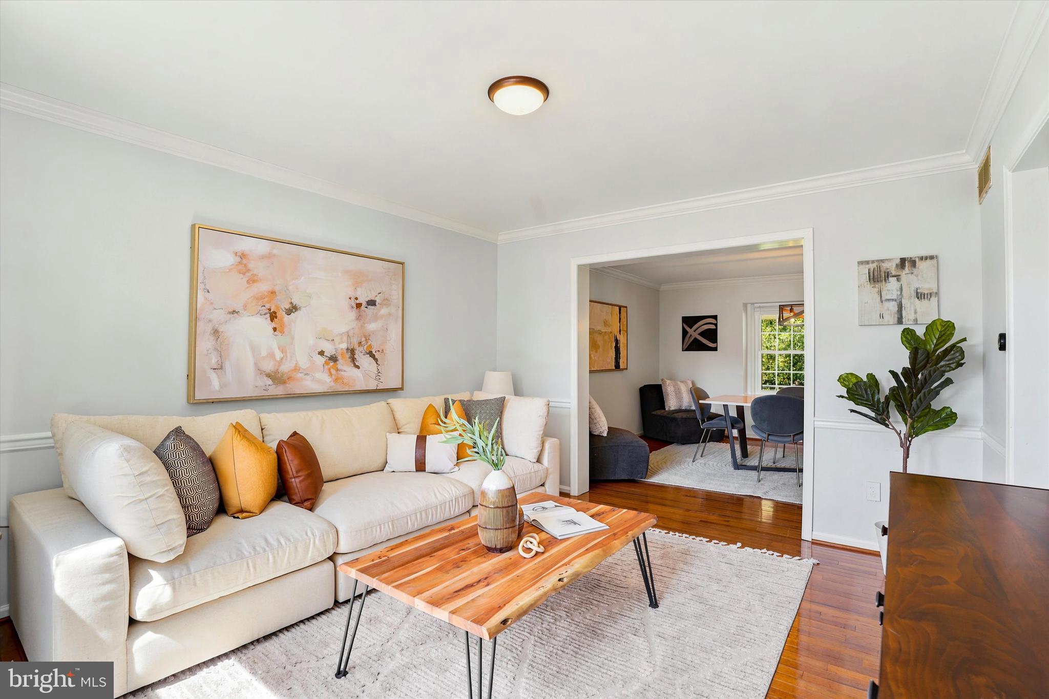 WHITPAIN WOODS - Residential