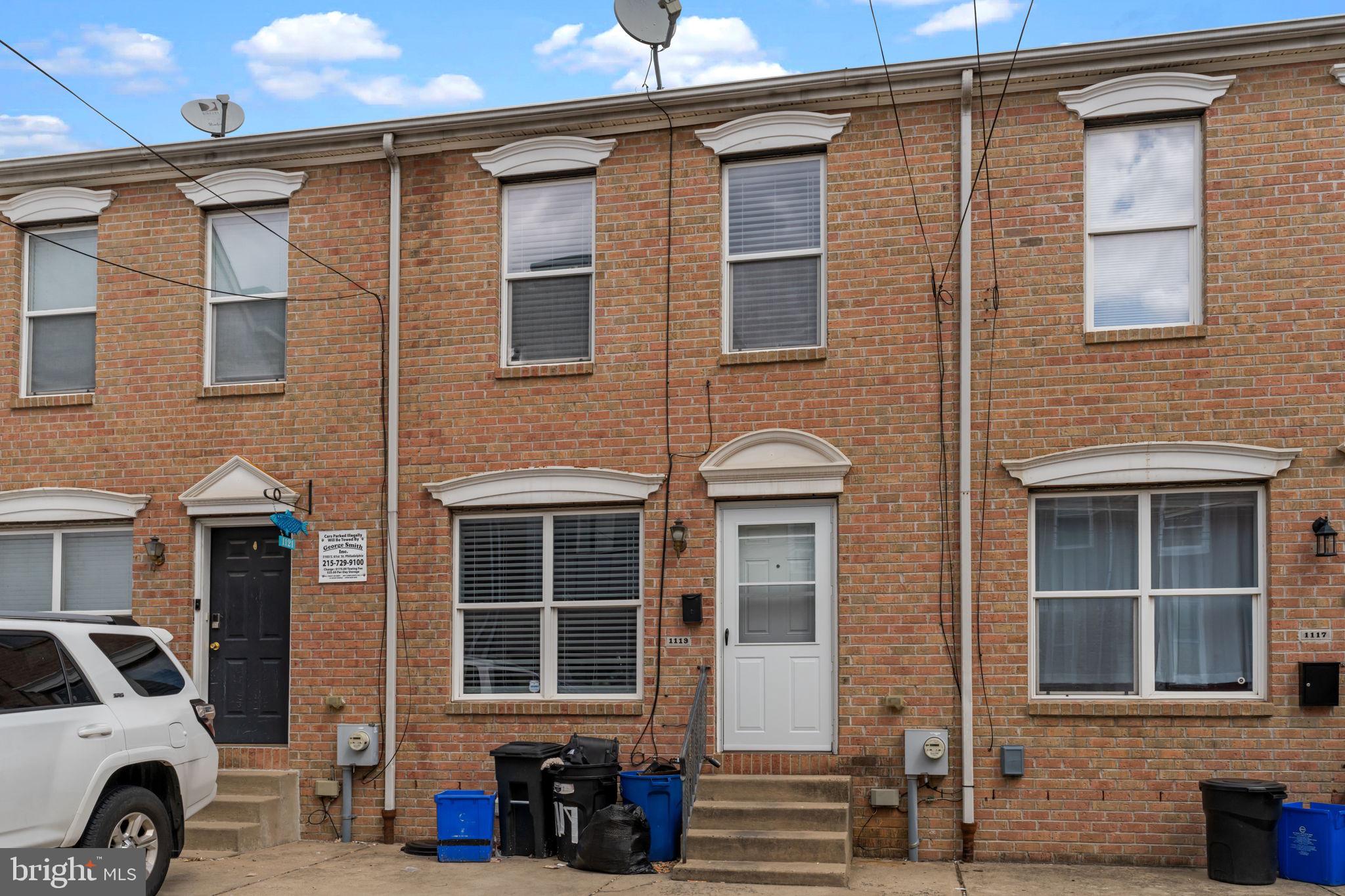 Welcome to 1119 Hewson Street. This beautifully updated 1,920 square foot brick front townhome is located in a prime city location! Offering 4 bedrooms, 3.5 baths, modern finishes, an open floor plan, and a move-in ready interior, this home has it all.
Step inside to find wide-plank flooring, recessed lighting, and fresh paint throughout. The bright living area flows into the dining space and a stunning new kitchen featuring white shaker cabinetry, granite countertops, subway tile backsplash, stainless steel appliances, a center island with seating, and a built-in wine fridge.
Upstairs, you’ll find generously sized bedrooms, including a primary suite with ample closet space and a modern en-suite bath. The additional full bath and half bath have also been stylishly updated.
The finished lower level offers extra living space—perfect for a home office, gym, or media room—and could also serve as a fourth bedroom, complete with a full egress window for safety and natural light.Enjoy a private backyard ideal for entertaining or relaxing outdoors.